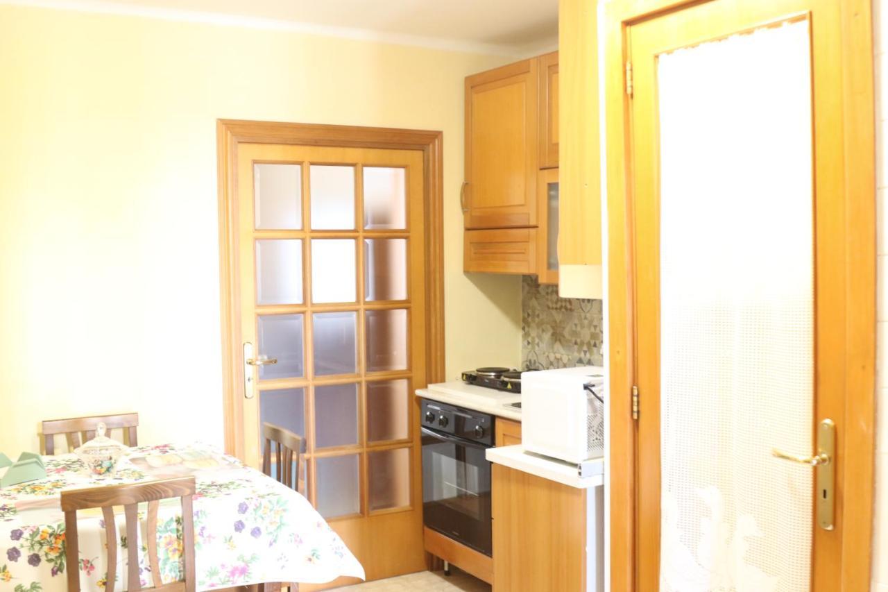 Holiday House Nel Cuore Di Барі Екстер'єр фото