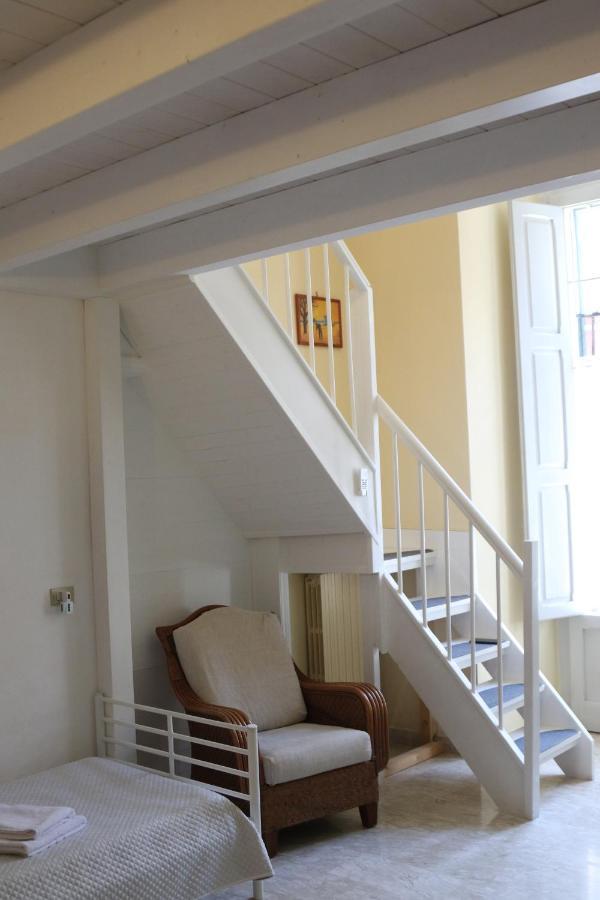Holiday House Nel Cuore Di Барі Екстер'єр фото